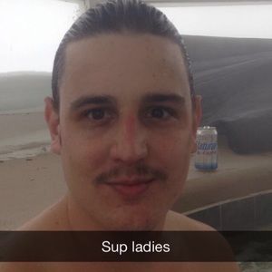 Meet your Posher, Raul